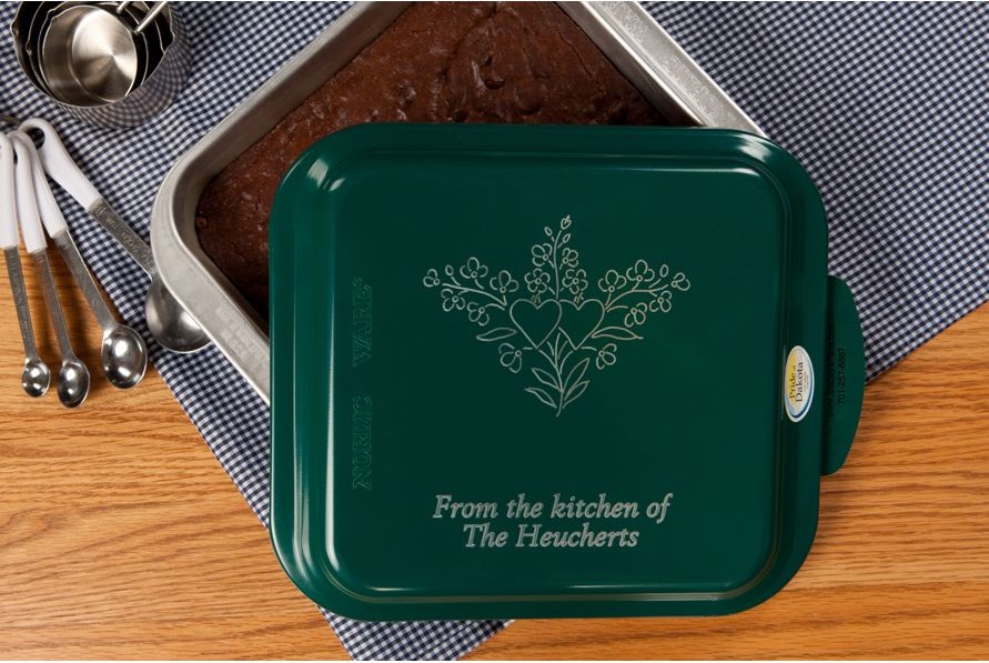 https://staceyspans.com/60-large_default/personalized-brownie-pan-9x9-engraved.jpg